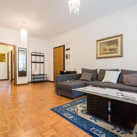 Bolognina Central Apartment Bolonha Exterior foto
